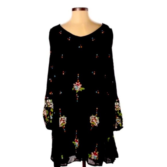 Flowy, festival comfy FREE PEOPLE dress - Picture 2 of 4